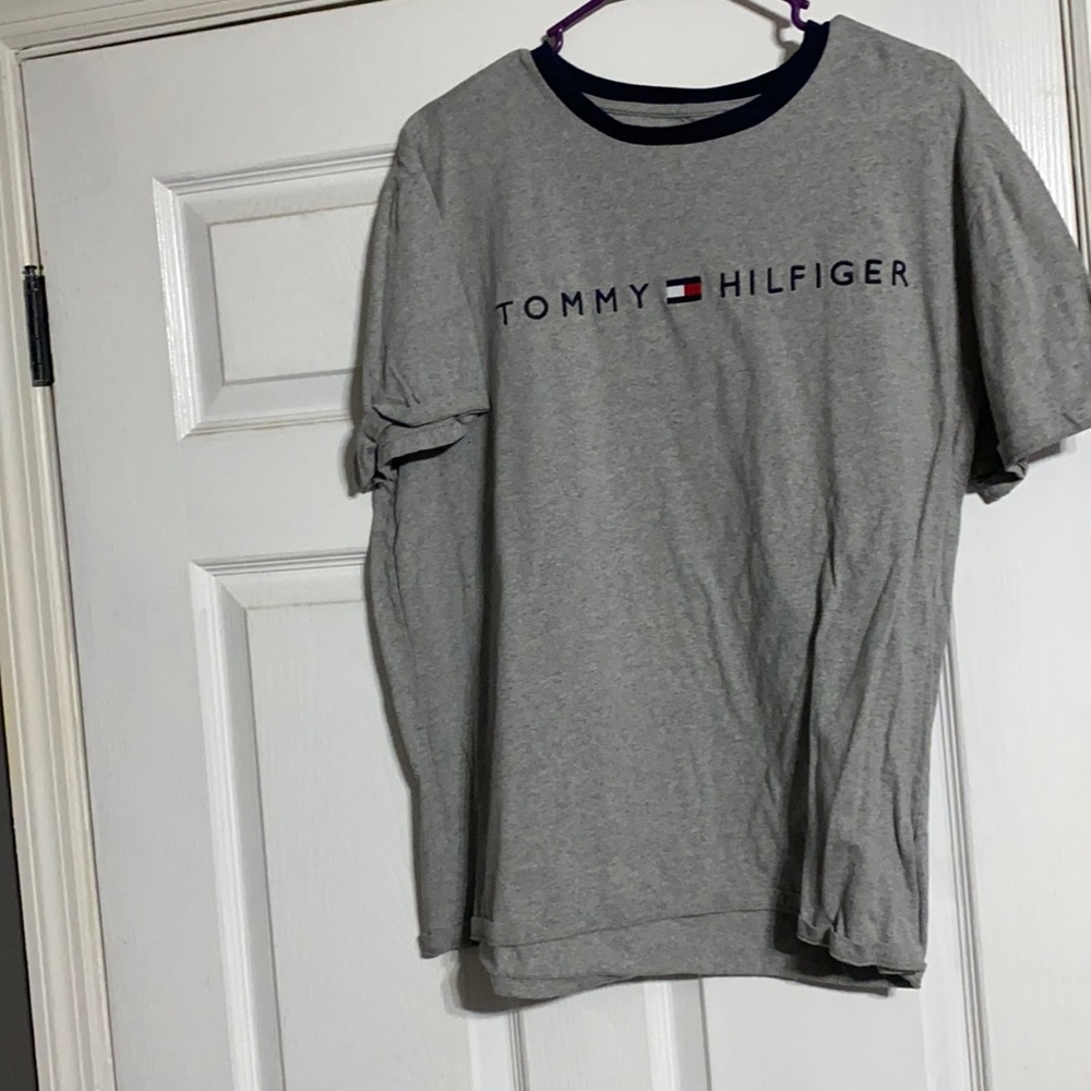 Tommy Hilfiger tee